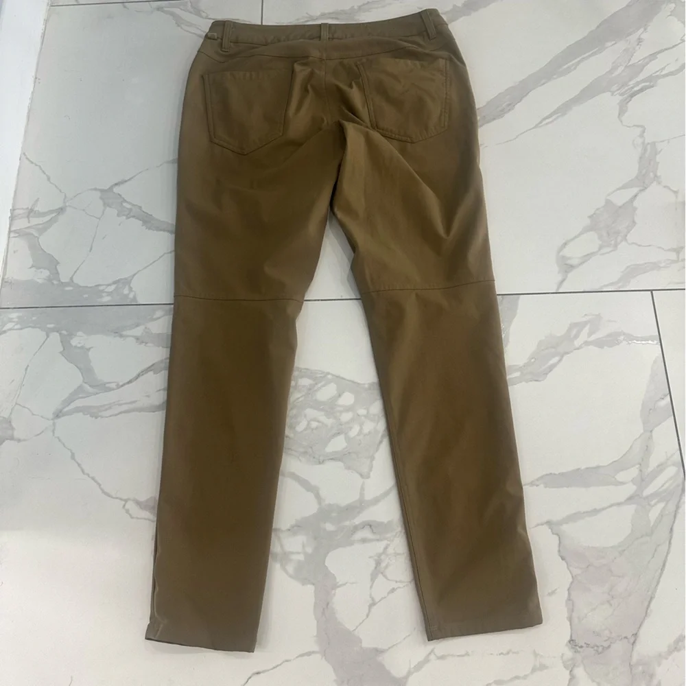 Lululemon ABC Pants Men Sz 32 Brown Slim 5 Pocket Utilitech Chino Stretch Casual